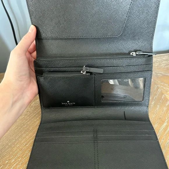 Large Kate spade wallet - Picture 6 of 6